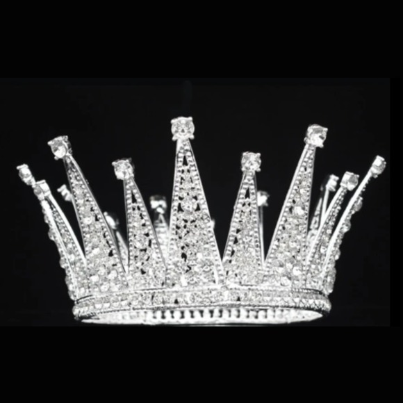 ifthecrownfits1